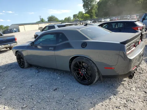 2C3CDZFJ1JH295021 2018 DODGE CHALLENGER - Image 2