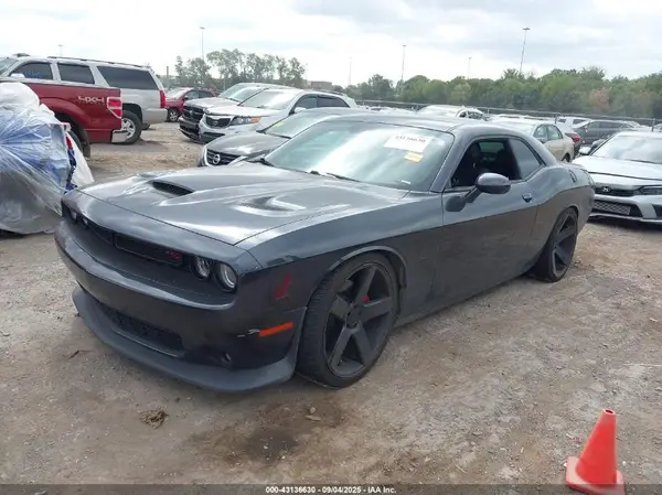 2C3CDZFJ1KH529112 2019 DODGE CHALLENGER - Image 2