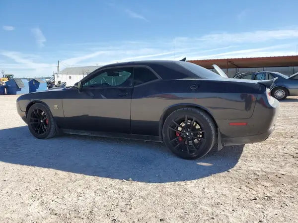 2C3CDZFJ1KH574339 2019 DODGE CHALLENGER - Image 2
