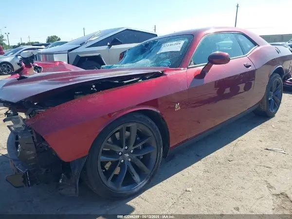 2C3CDZFJ1KH666745 2019 DODGE CHALLENGER - Image 2