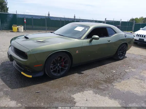 2C3CDZFJ1LH106256 2020 DODGE CHALLENGER - Image 2