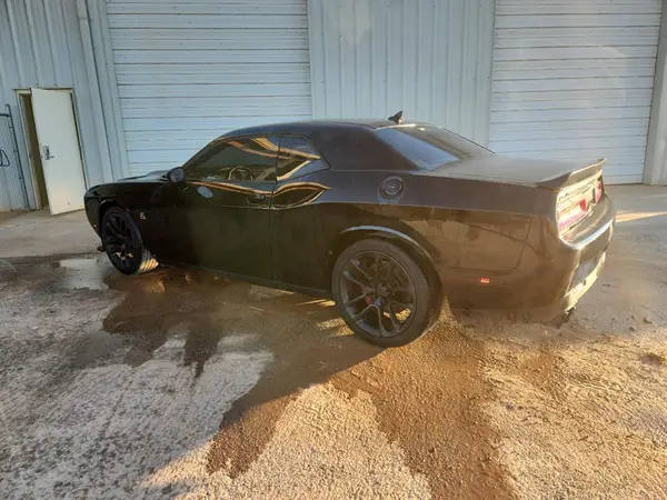 2C3CDZFJ1LH110601 2020 DODGE CHALLENGER - Image 2