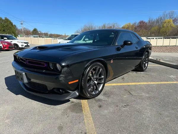 2C3CDZFJ1LH156851 2020 DODGE CHALLENGER - Image 1