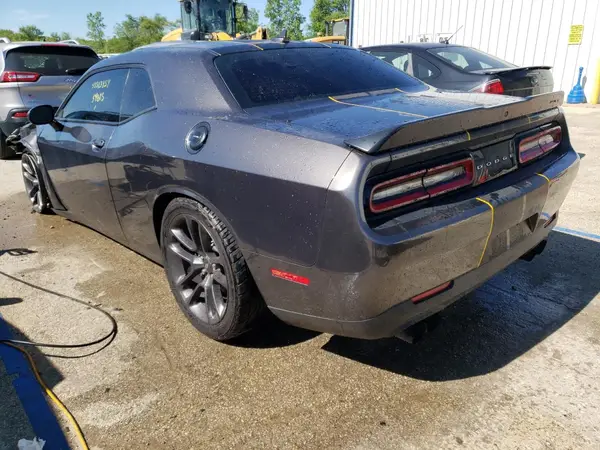 2C3CDZFJ1MH587160 2021 DODGE CHALLENGER - Image 2