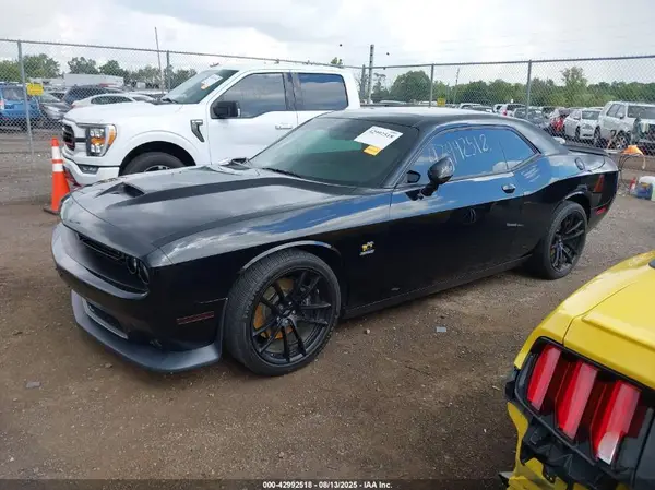 2C3CDZFJ1MH646336 2021 DODGE CHALLENGER - Image 2