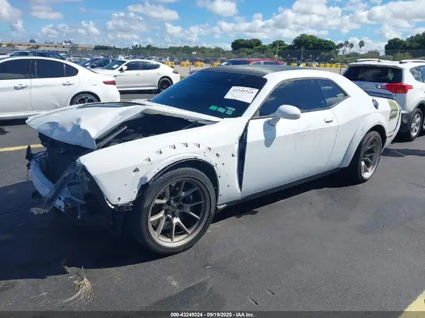 2C3CDZFJ1PH593769 2023 DODGE CHALLENGER - Image 2