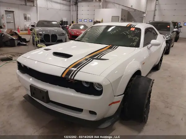2C3CDZFJ1PH609937 2023 DODGE CHALLENGER - Image 2