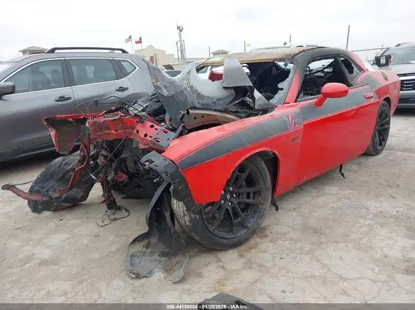 2C3CDZFJ1PH629864 2023 DODGE CHALLENGER - Image 2