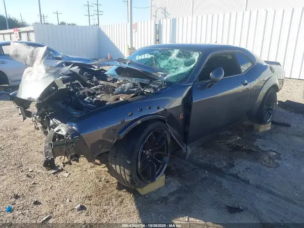 2C3CDZFJ1PH665487 2023 DODGE CHALLENGER - Image 2