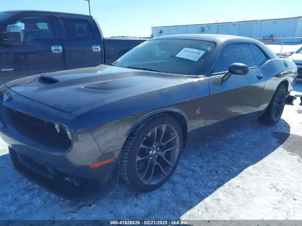 2C3CDZFJ1PH669734 2023 DODGE CHALLENGER - Image 2