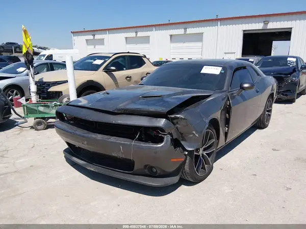 2C3CDZFJ2GH101606 2016 DODGE CHALLENGER - Image 2