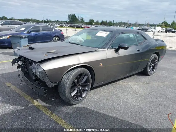 2C3CDZFJ2GH254938 2016 DODGE CHALLENGER - Image 2