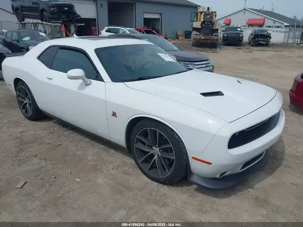 2C3CDZFJ2GH263624 2016 DODGE CHALLENGER - Image 1