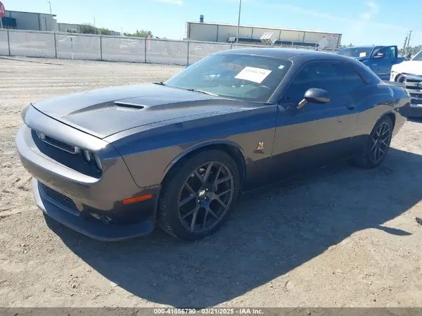 2C3CDZFJ2GH337172 2016 DODGE CHALLENGER - Image 2