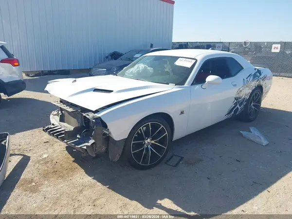 2C3CDZFJ2HH651468 2017 DODGE CHALLENGER - Image 2