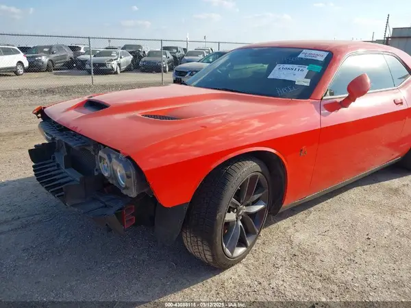 2C3CDZFJ2KH621166 2019 DODGE CHALLENGER - Image 2