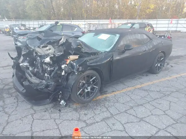 2C3CDZFJ2KH741498 2019 DODGE CHALLENGER - Image 2