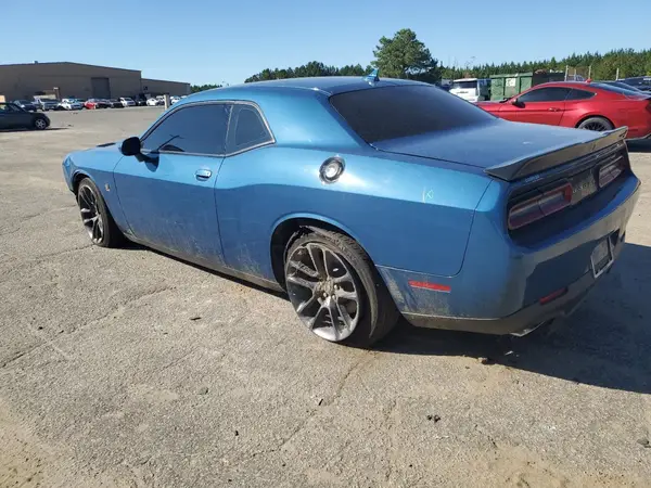 2C3CDZFJ2LH242640 2020 DODGE CHALLENGER - Image 2