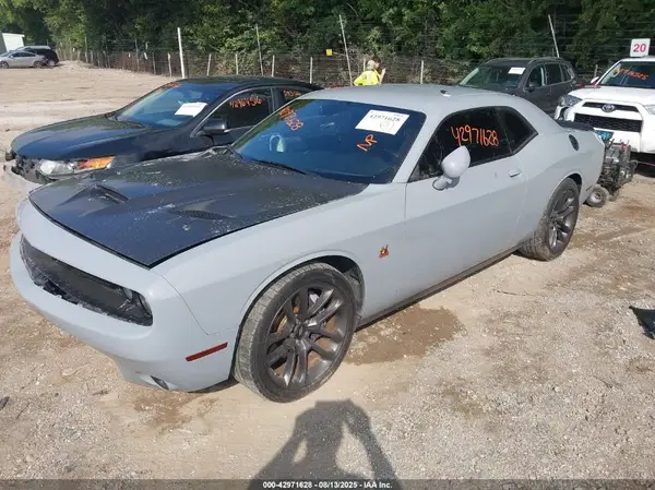 2C3CDZFJ2MH537707 2021 DODGE CHALLENGER - Image 2