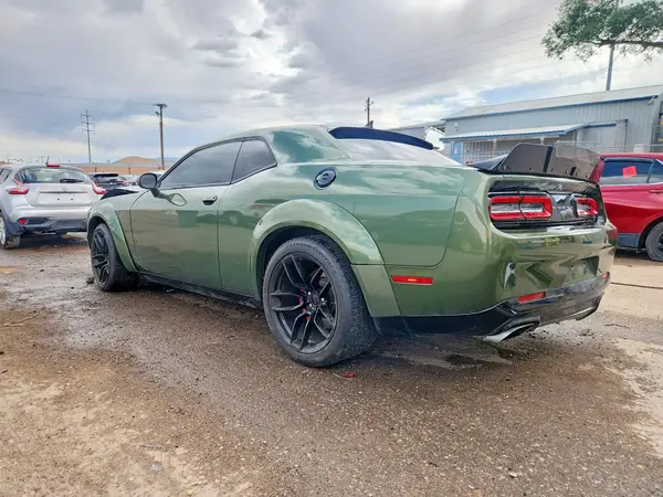 2C3CDZFJ2MH597437 2021 DODGE CHALLENGER - Image 2
