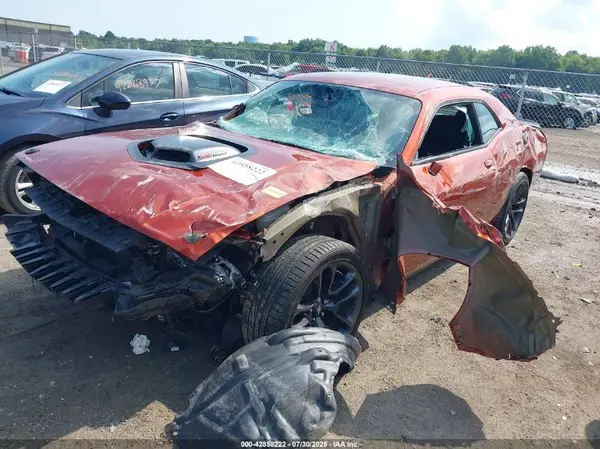 2C3CDZFJ2MH624085 2021 DODGE CHALLENGER - Image 2