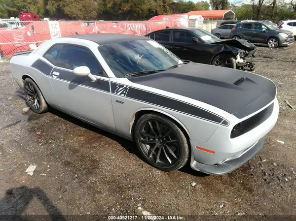 2C3CDZFJ2MH673867 2021 DODGE CHALLENGER - Image 1