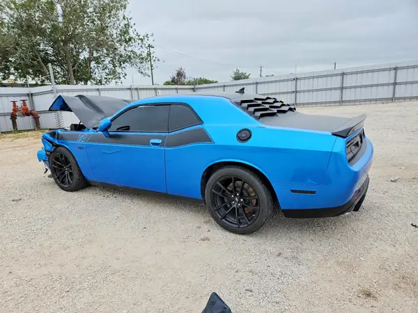 2C3CDZFJ2PH606299 2023 DODGE CHALLENGER - Image 2