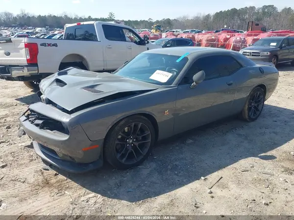 2C3CDZFJ2PH655129 2023 DODGE CHALLENGER - Image 2