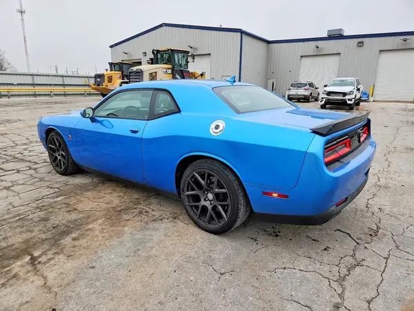 2C3CDZFJ3GH221625 2016 DODGE CHALLENGER - Image 2