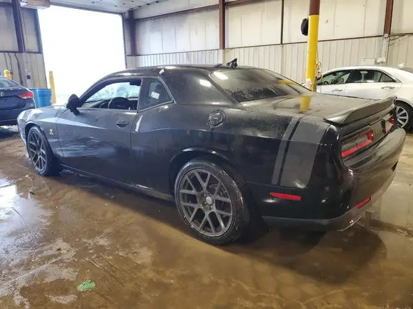 2C3CDZFJ3GH275619 2016 DODGE CHALLENGER - Image 2