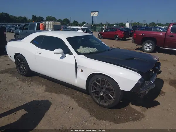 2C3CDZFJ3HH578689 2017 DODGE CHALLENGER - Image 1