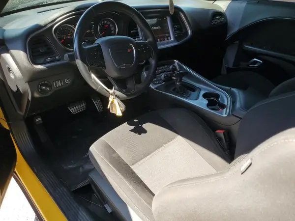 2C3CDZFJ3HH657909 2017 DODGE CHALLENGER - Image 8