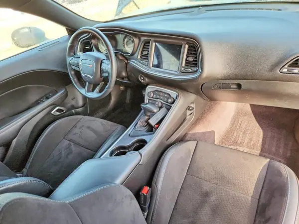 2C3CDZFJ3JH228145 2018 DODGE CHALLENGER - Image 8