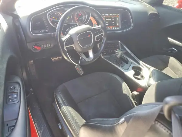 2C3CDZFJ3JH283890 2018 DODGE CHALLENGER - Image 8