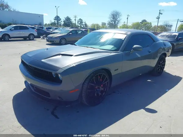 2C3CDZFJ3JH297210 2018 DODGE CHALLENGER - Image 2