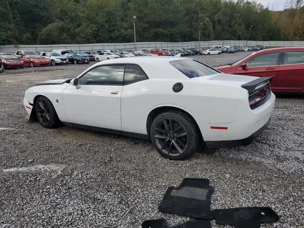 2C3CDZFJ3KH581521 2019 DODGE CHALLENGER - Image 2