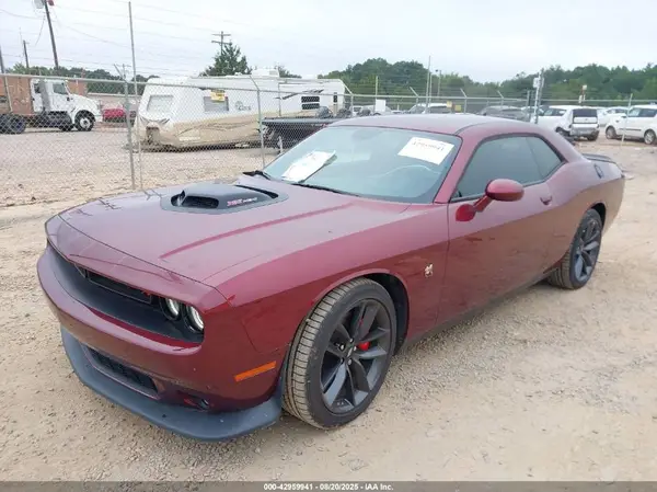 2C3CDZFJ3KH606997 2019 DODGE CHALLENGER - Image 2