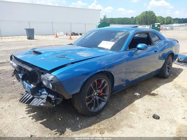 2C3CDZFJ3MH521435 2021 DODGE CHALLENGER - Image 2