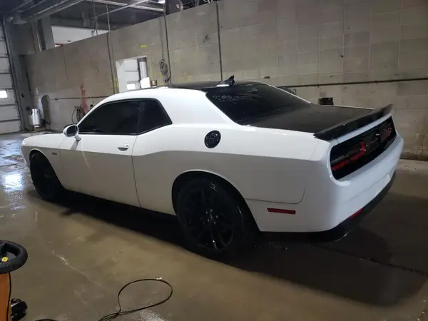 2C3CDZFJ3MH524898 2021 DODGE CHALLENGER - Image 2