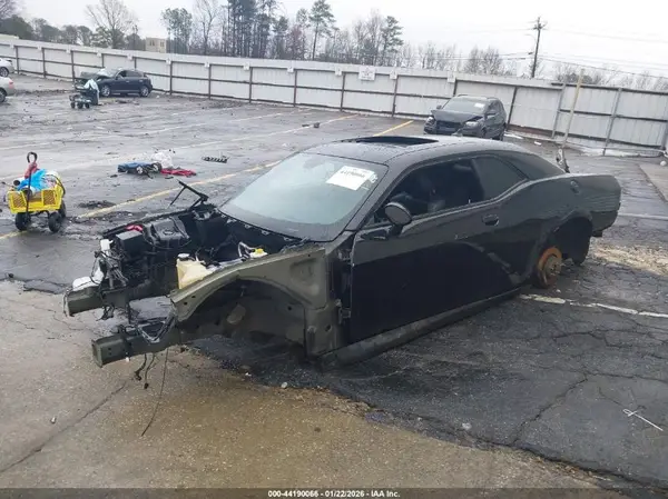 2C3CDZFJ3MH580694 2021 DODGE CHALLENGER - Image 2