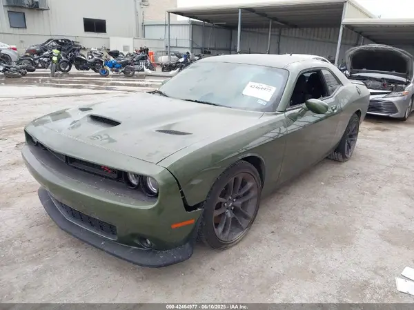 2C3CDZFJ3NH175596 2022 DODGE CHALLENGER - Image 2