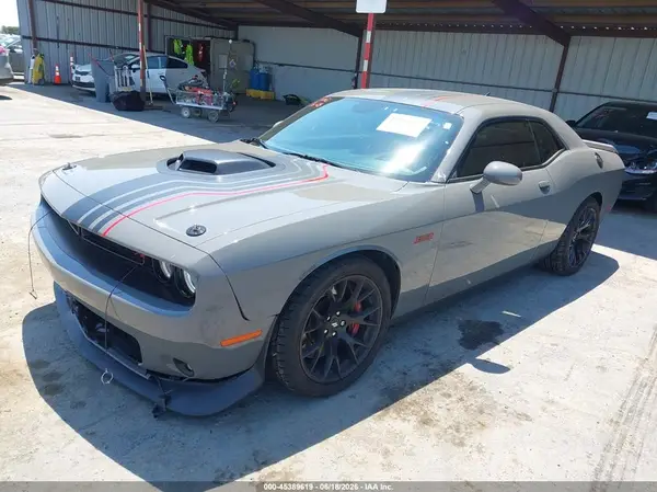 2C3CDZFJ3PH567559 2023 DODGE CHALLENGER - Image 2