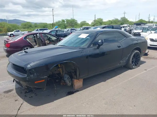 2C3CDZFJ3PH667712 2023 DODGE CHALLENGER - Image 2
