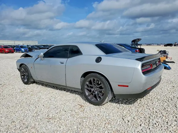 2C3CDZFJ3PH686132 2023 DODGE CHALLENGER - Image 2