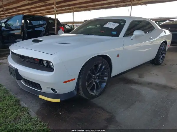 2C3CDZFJ3PH694893 2023 DODGE CHALLENGER - Image 2
