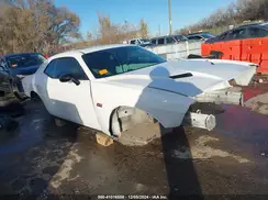 2C3CDZFJ4GH101462 2016 DODGE CHALLENGER