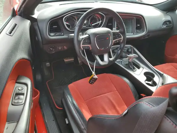 2C3CDZFJ4GH311575 2016 DODGE CHALLENGER - Image 8