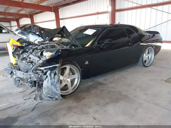 2C3CDZFJ4GH325962 2016 DODGE CHALLENGER - Image 2