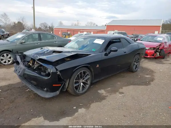 2C3CDZFJ4GH329980 2016 DODGE CHALLENGER - Image 2