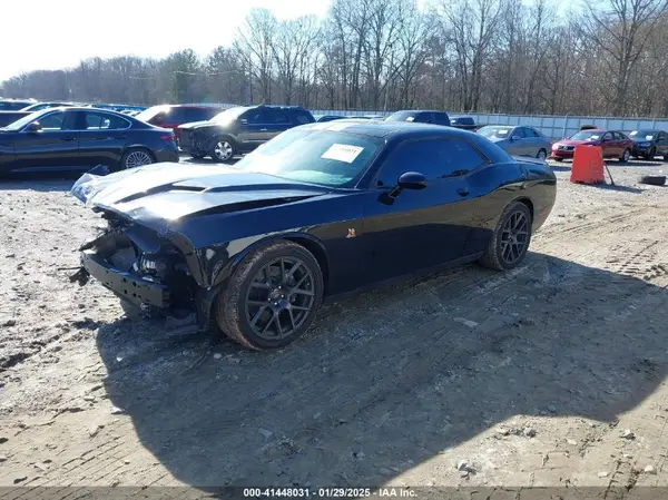 2C3CDZFJ4HH503001 2017 DODGE CHALLENGER - Image 2